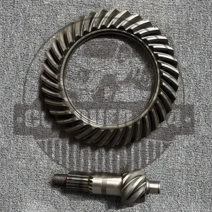 Isuzu NPR crown and pinion 6/35 18T Rear