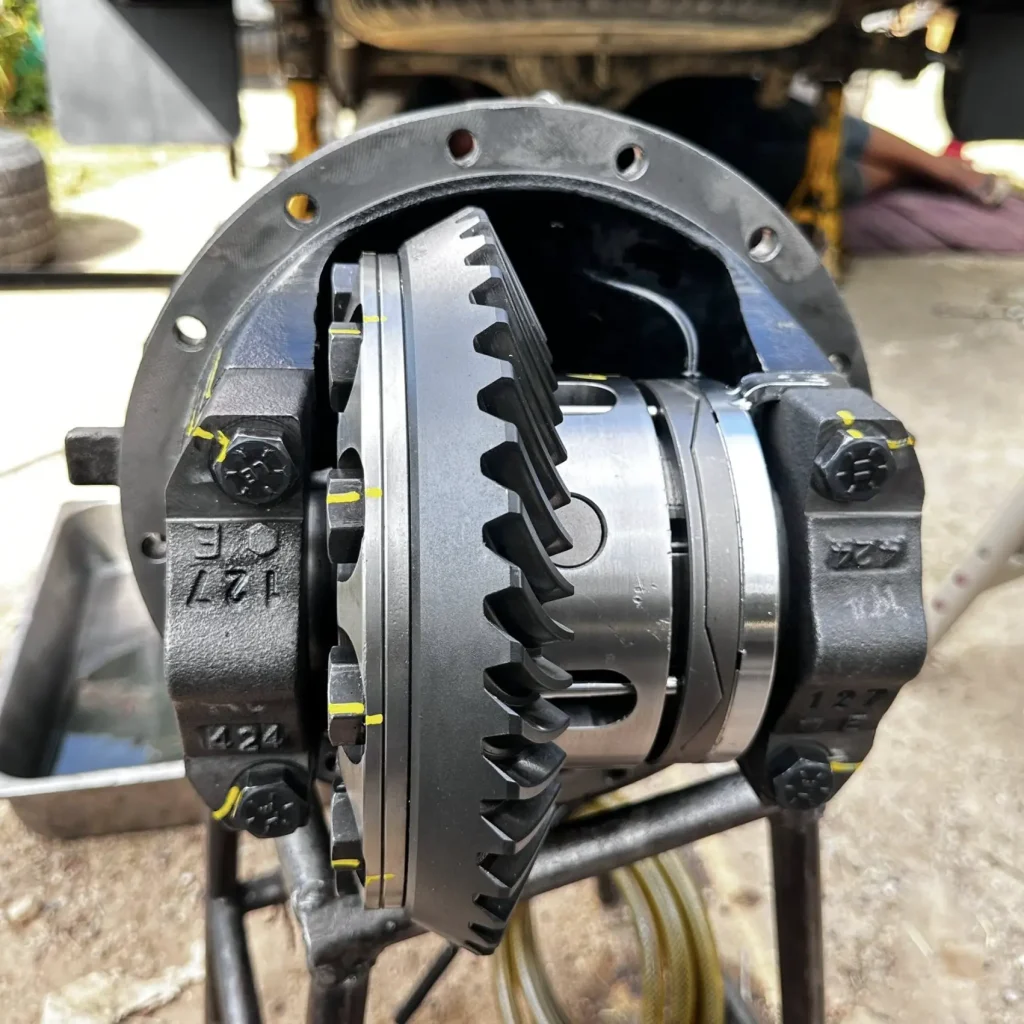 how does conquer4x4 elcoker work